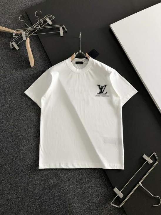 Picture of Louis Vuitton T Shirts Short _SKULVS-2XLtltx2417747